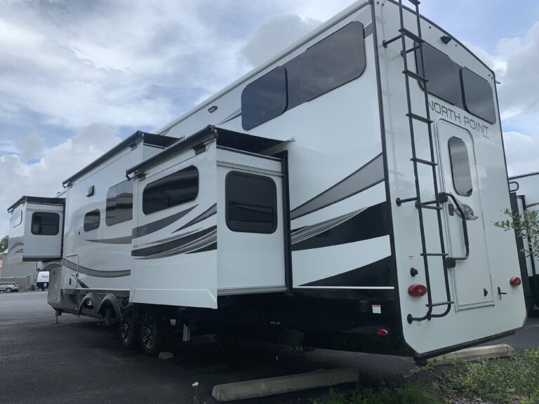 2024 JAYCO NORTH POINT 390CKDS Roy's RV Supercenter in West Virginia