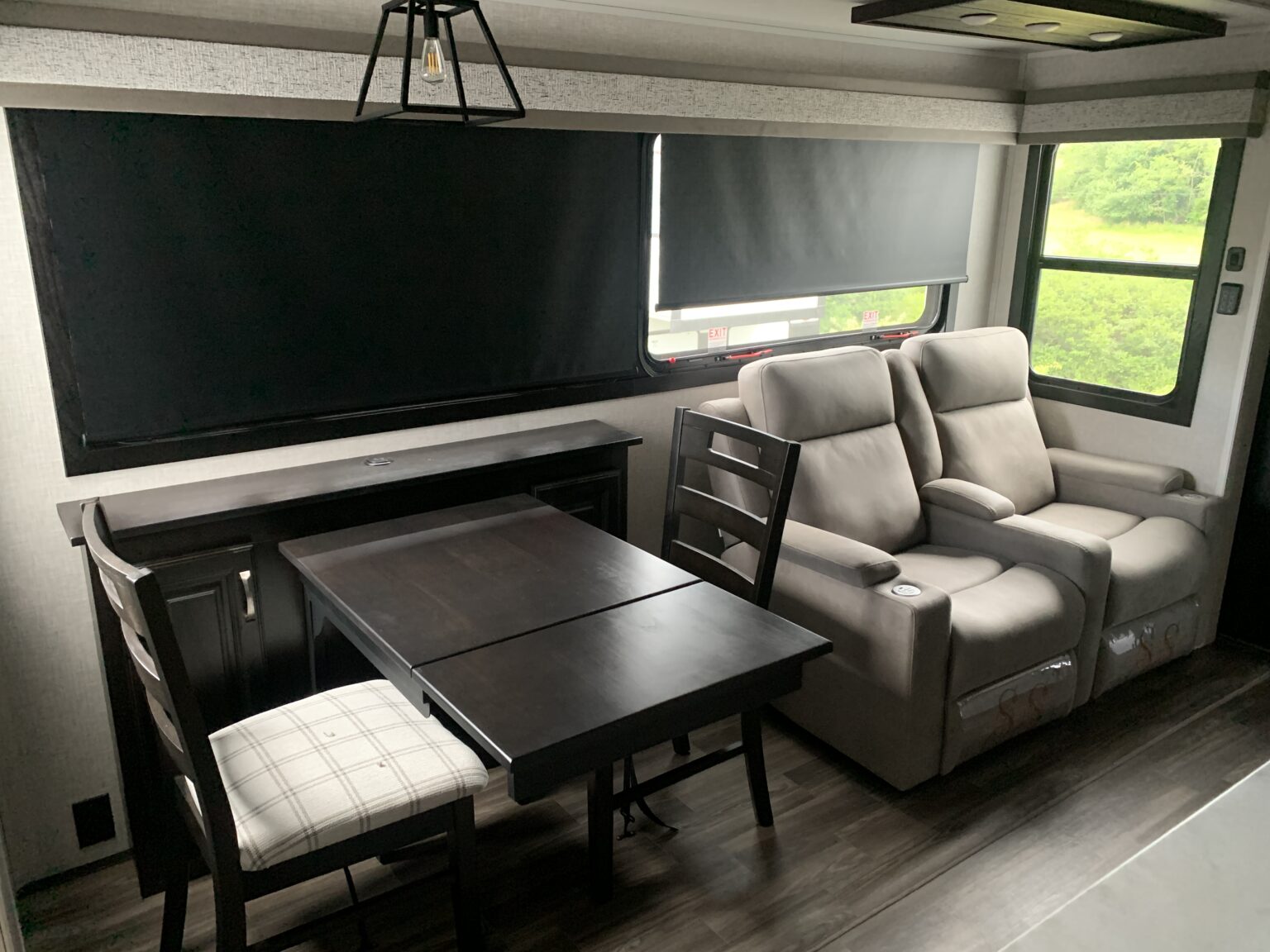 2024 JAYCO NORTH POINT 390CKDS Roy's RV Supercenter in West Virginia