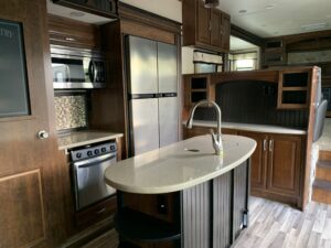 2016 GRAND DESIGN SOLITUDE 379FL