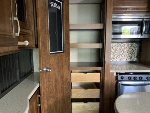 2016 GRAND DESIGN SOLITUDE 379FL