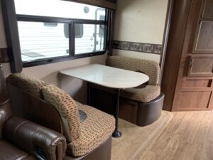 2015 JAYCO WHITEHAWK 33RSKS