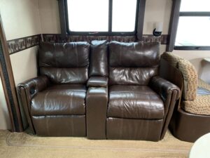 2015 JAYCO WHITEHAWK 33RSKS