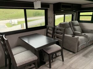 2022 JAYCO JAY FLIGHT 34RSBS
