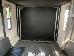 2020 PALOMINO PUMA 25TFC TOY HAULER