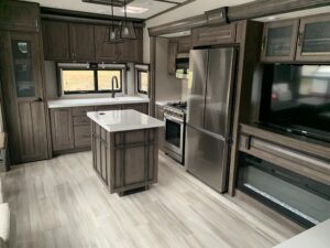 2022 GRAND DESIGN SOLITUDE 280RK 5TH WHEEL