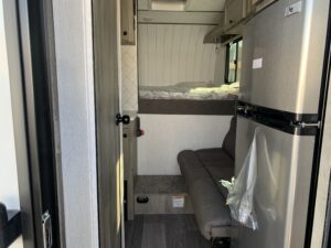 2026 SUNSET RV SUNTREK 700