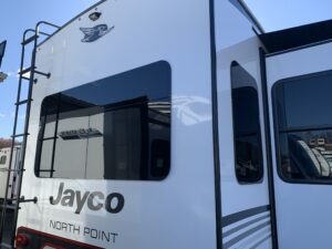 2026 JAYCO NORTH POINT 377RLBH 5TH WHEEL