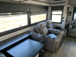 2026 JAYCO NORTH POINT 377RLBH 5TH WHEEL