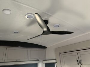 2026 JAYCO NORTH POINT 377RLBH 5TH WHEEL