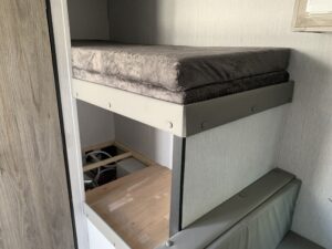 2024 SUNSET PARK RV SUN LITE LTD 19BH