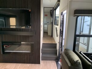 2026 GRAND DESIGN INFLUENCE 3203GK