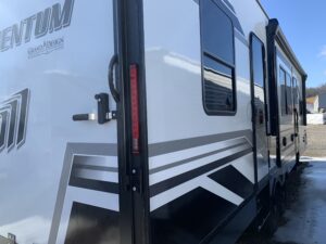 2026 GRAND DESIGN MOMENTUM 29GS TOY HAULER