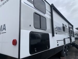 2026 PALOMINO PUMA TRACKS 3200TSBH (FIBERGLASS)