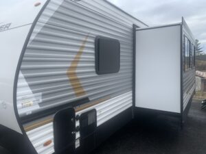 2026 PALOMINO PUMA  304BHCE