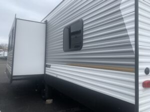 2026 PALOMINO PUMA  304BHCE