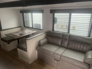 2026 PALOMINO PUMA  304BHCE