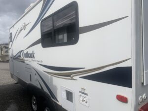 2012 KEYSTONE OUTBACK 210RS 2012 KEYSTONE OUTBACK 210RS