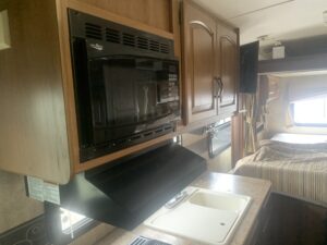 2012 KEYSTONE OUTBACK 210RS 2012 KEYSTONE OUTBACK 210RS