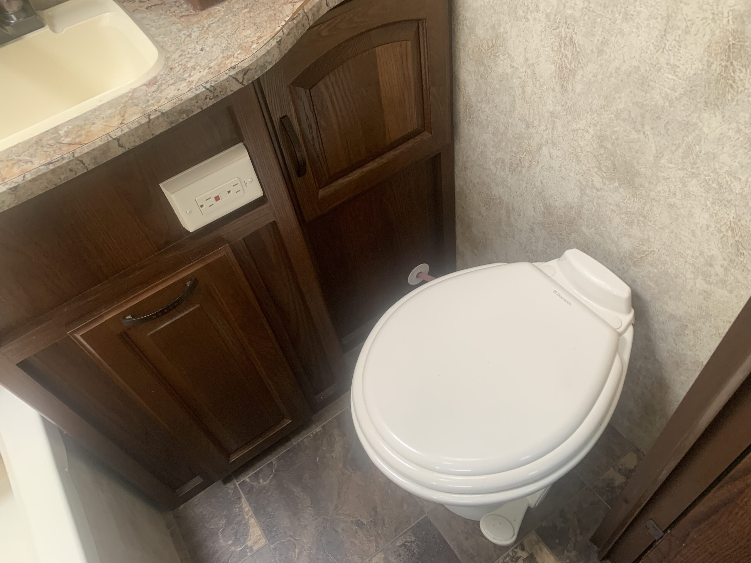 2012 KEYSTONE OUTBACK 210RS 2012 KEYSTONE OUTBACK 210RS