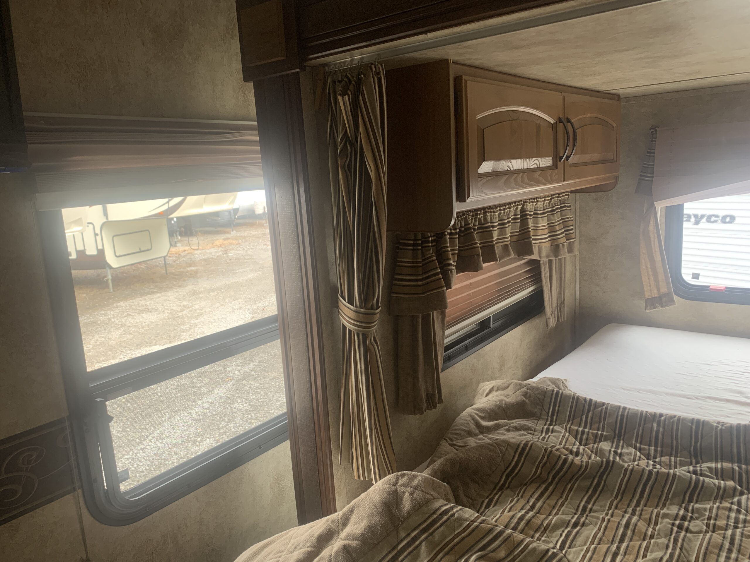 2012 KEYSTONE OUTBACK 210RS 2012 KEYSTONE OUTBACK 210RS