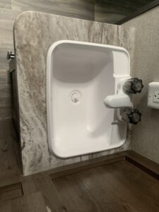 2019 FOREST RIVER SHASTA 21RB 2019 FOREST RIVER SHASTA 21RB