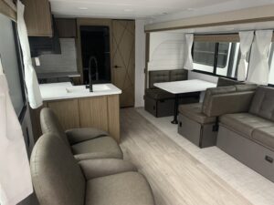 2026 FOREST RIVER WILDWOOD 27RK