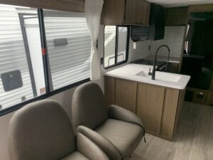 2026 FOREST RIVER WILDWOOD 27RK