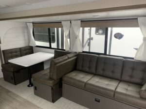 2026 FOREST RIVER WILDWOOD 27RK