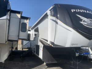 JAYCO PINNACLE 36FBTS 5TH WHEEL