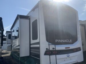 JAYCO PINNACLE 36FBTS 5TH WHEEL