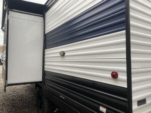 2024 CHEROKEE WOLF PUP 17JW 2024 CHEROKEE WOLF PUP 17JW