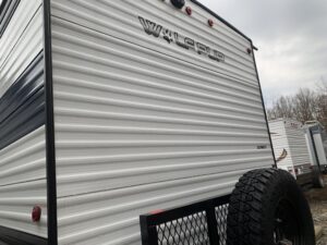 2024 CHEROKEE WOLF PUP 17JW 2024 CHEROKEE WOLF PUP 17JW