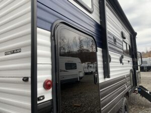 2024 CHEROKEE WOLF PUP 17JW 2024 CHEROKEE WOLF PUP 17JW