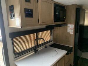 2024 CHEROKEE WOLF PUP 17JW 2024 CHEROKEE WOLF PUP 17JW