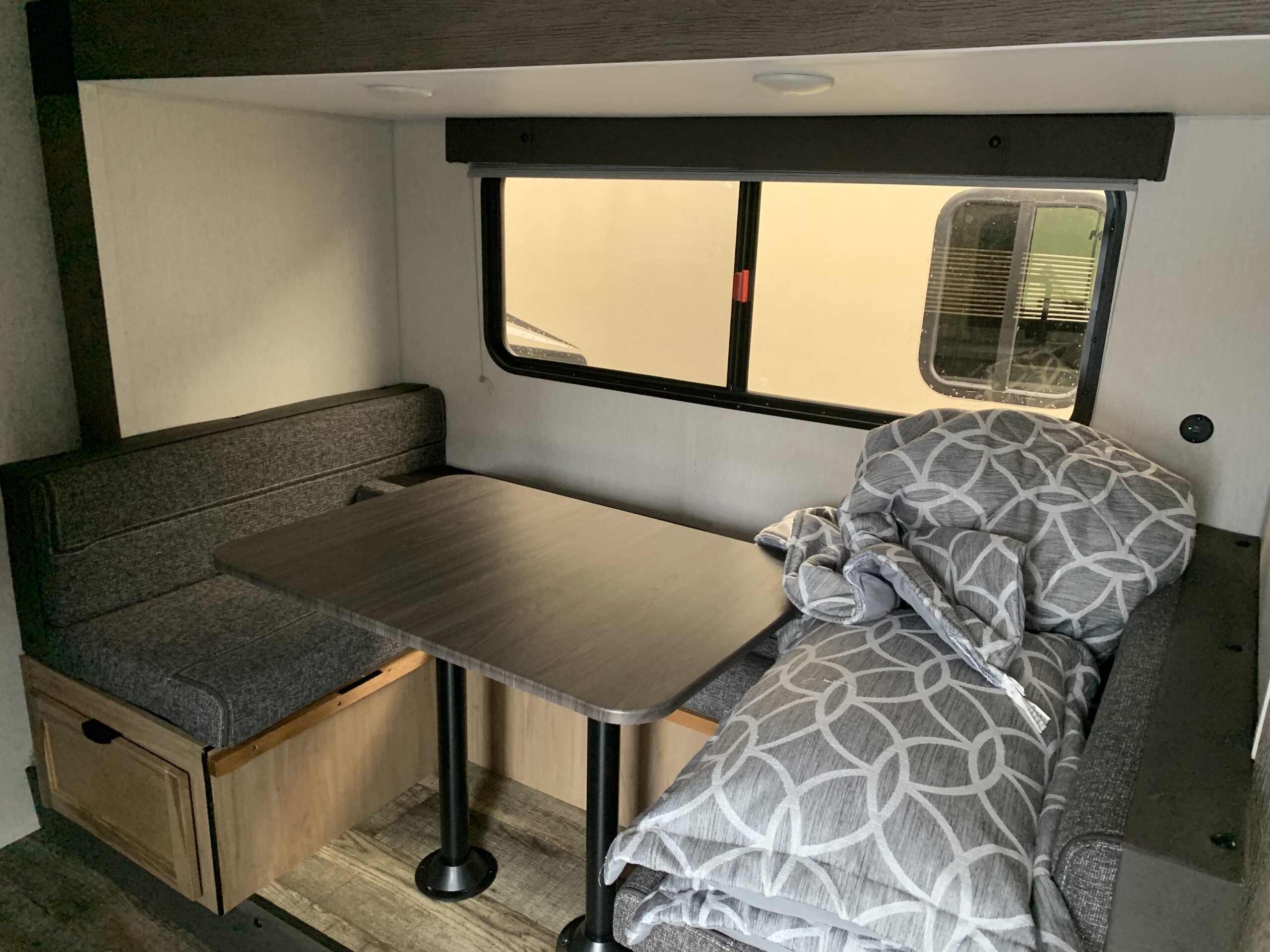 2024 CHEROKEE WOLF PUP 17JW 2024 CHEROKEE WOLF PUP 17JW