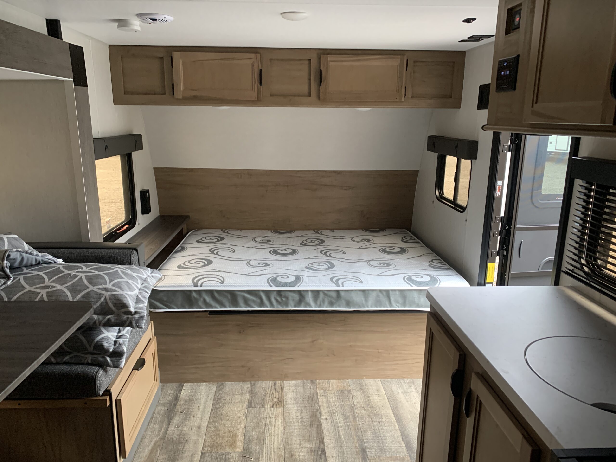 2024 CHEROKEE WOLF PUP 17JW 2024 CHEROKEE WOLF PUP 17JW