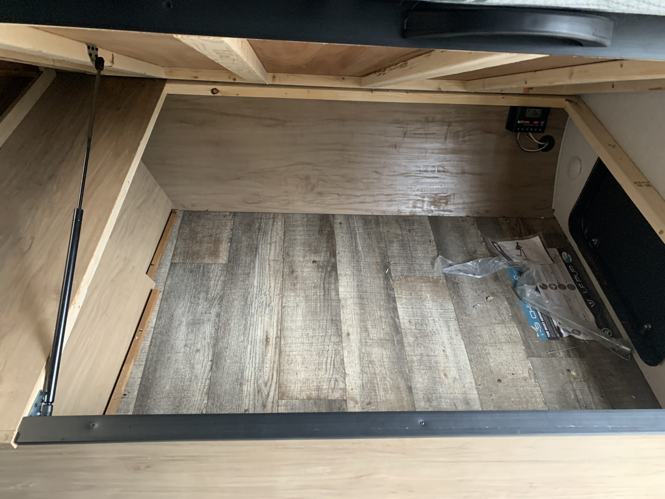 2024 CHEROKEE WOLF PUP 17JW 2024 CHEROKEE WOLF PUP 17JW