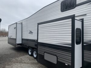 2024 JAYCO JAY FLIGHT BUNGALOW 40LOFT DESTINATION TRAILER